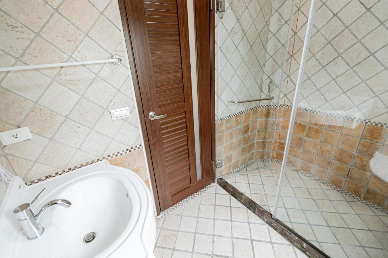 You Yue B&B Kota Hualien Bagian luar foto